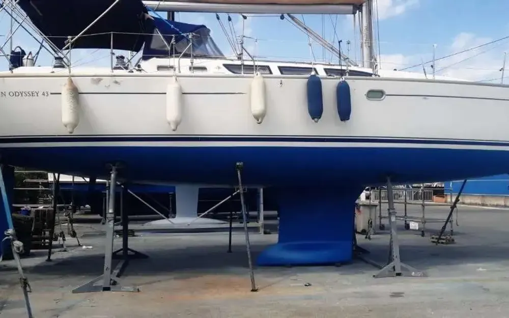 slider 8 Jeanneau Sun Odyssey 43