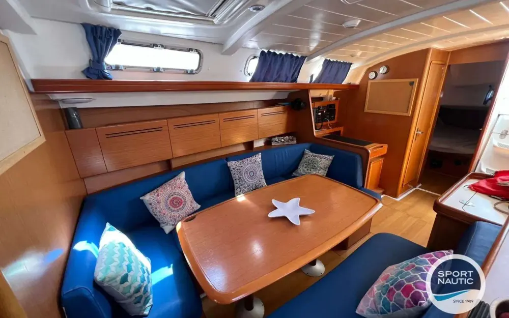 slider 7 Beneteau Cyclades 50.5