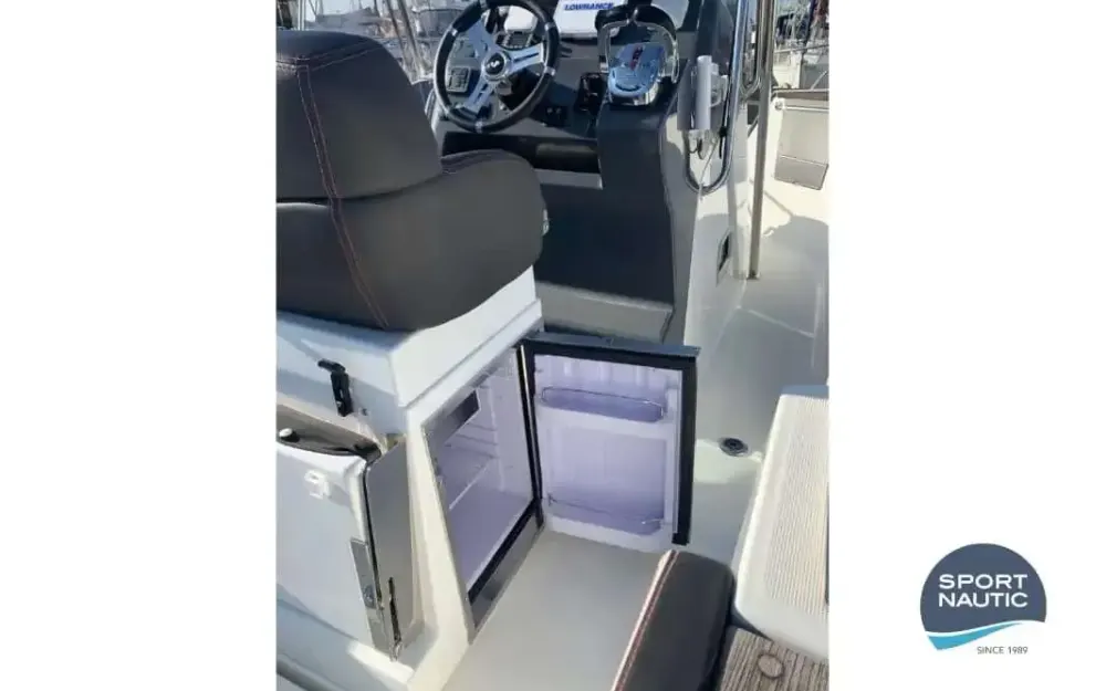 slider 6 Beneteau Flyer 8.8 SPACEdeck