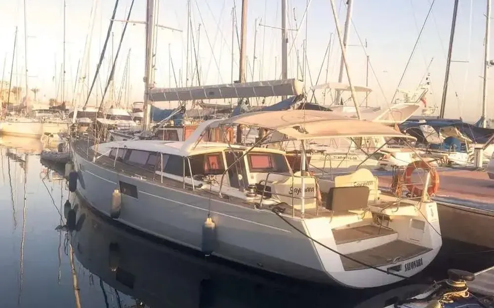 slider 9 Beneteau Sense 43