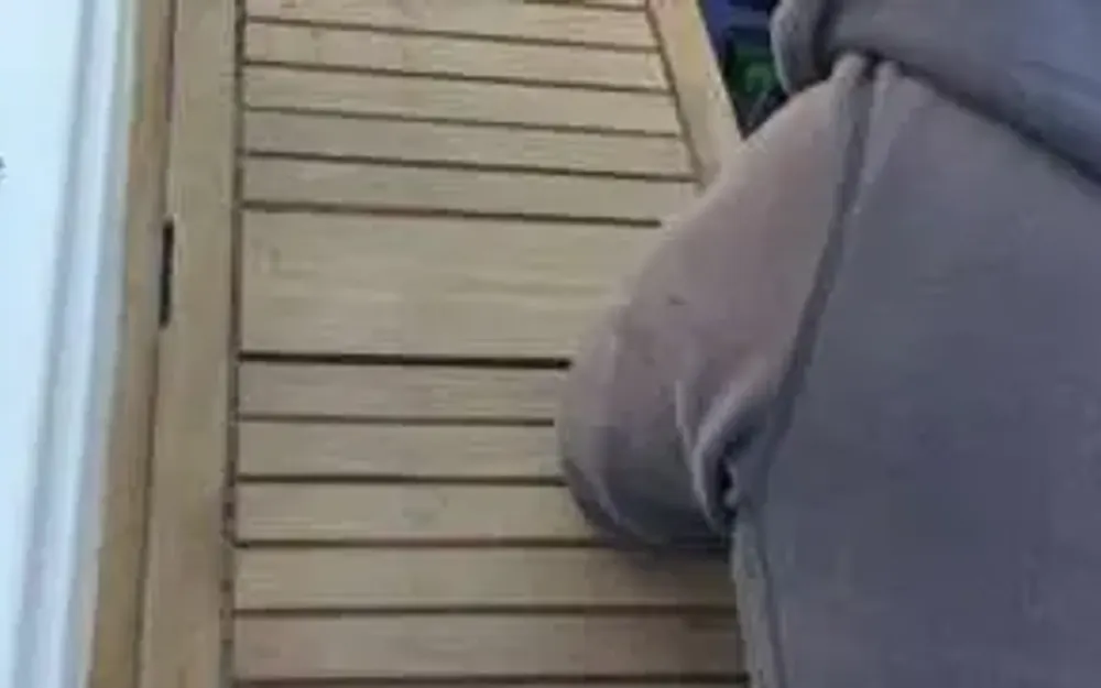 slider 9 Grand Banks  42