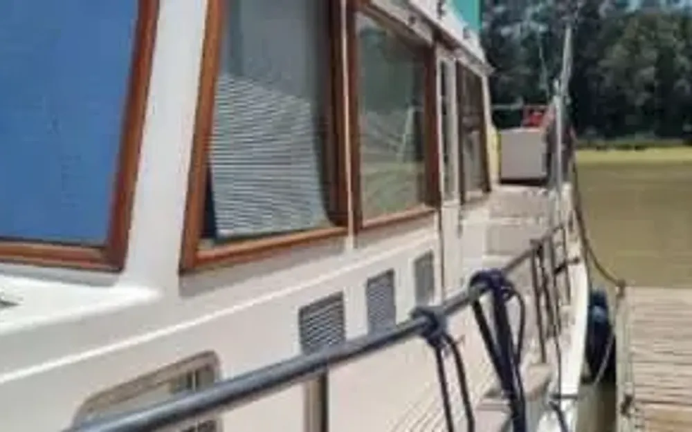 slider 35 Grand Banks  42