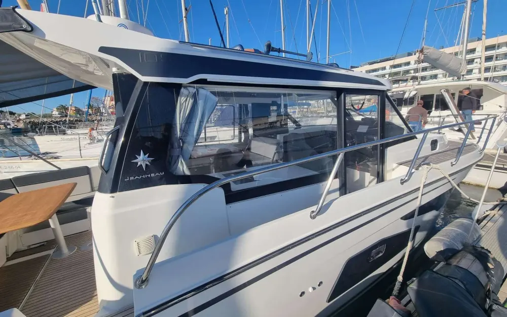 slider 10 Jeanneau Merry Fisher 1095