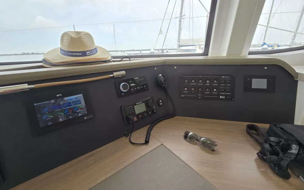 slider 12 Bali Catamarans Bali 4.6