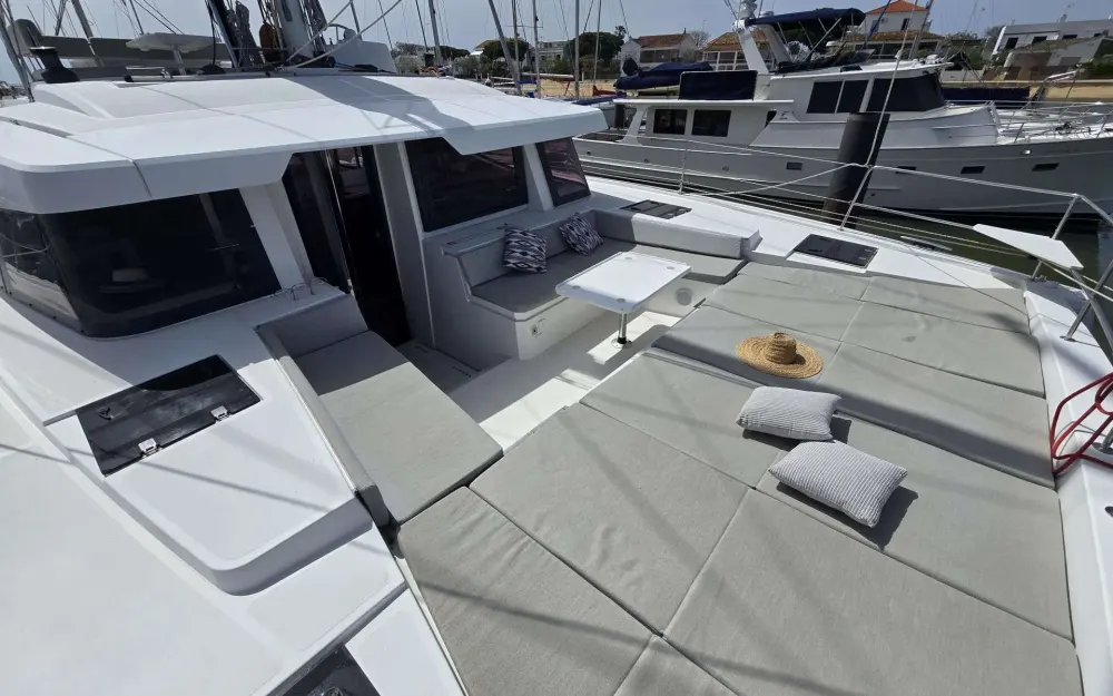 slider 37 Bali Catamarans Bali 4.6