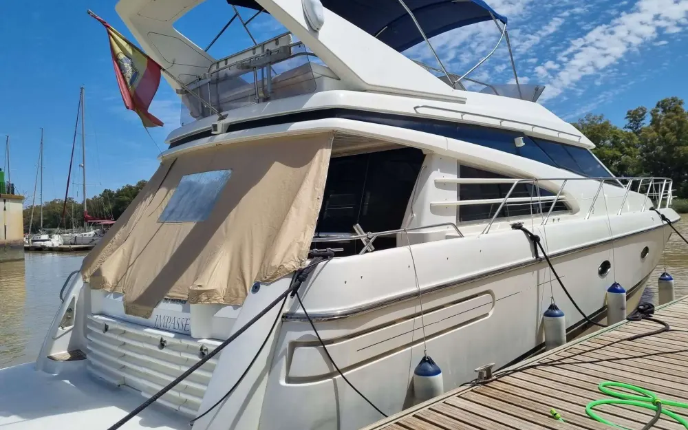 slider 11 Sunseeker Predator 52