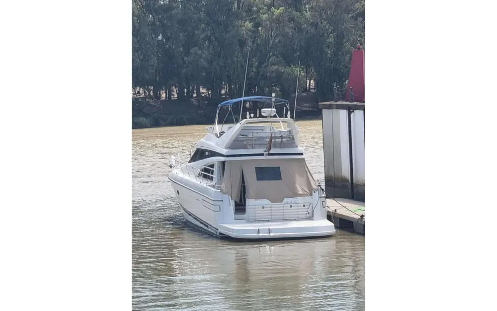 slider 15 Sunseeker Predator 52