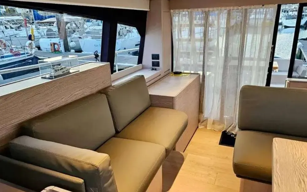 slider 14 Ferretti  500