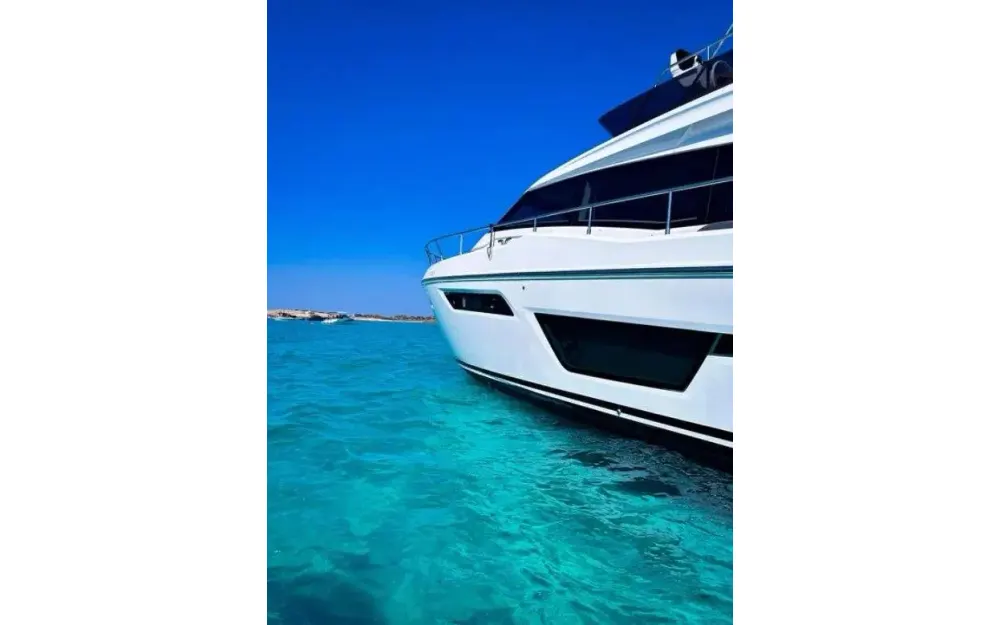 slider 16 Ferretti  500