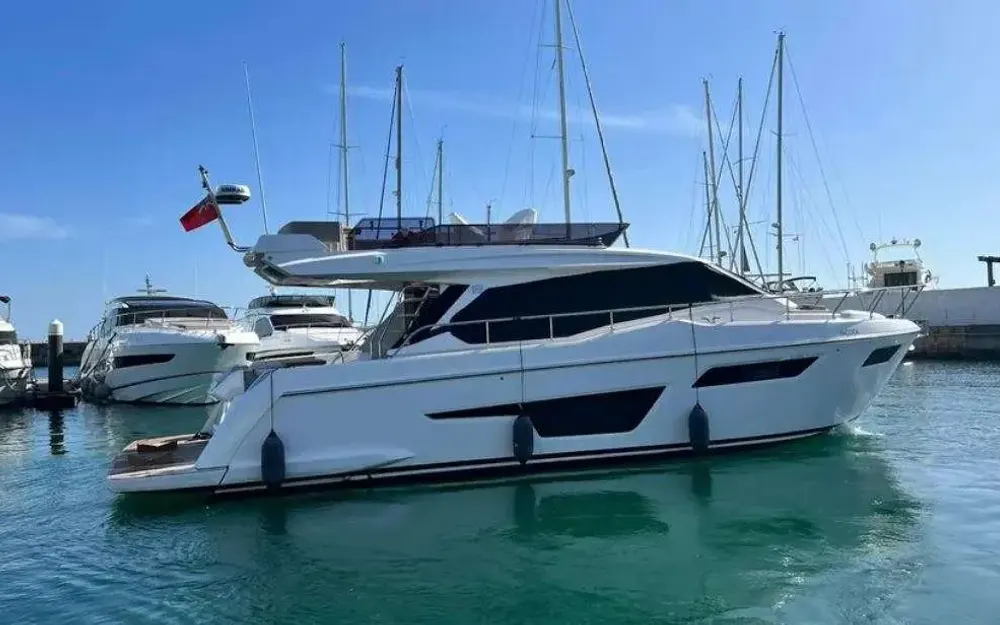 slider 32 Ferretti  500