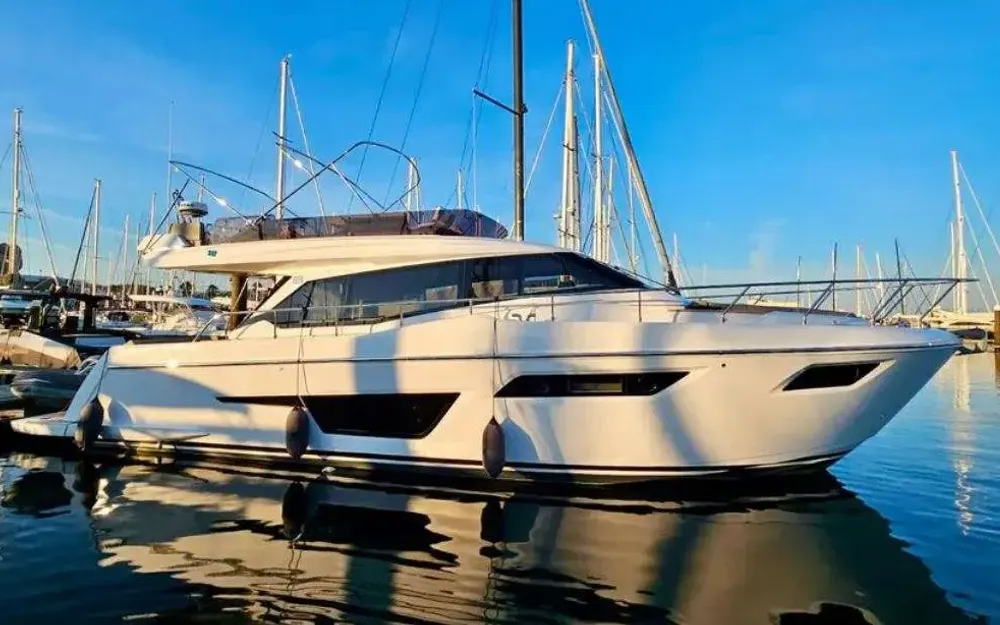 slider 4 Ferretti  500