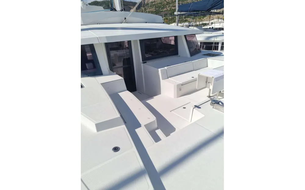 slider 14 Bali Catamarans Bali 5.4