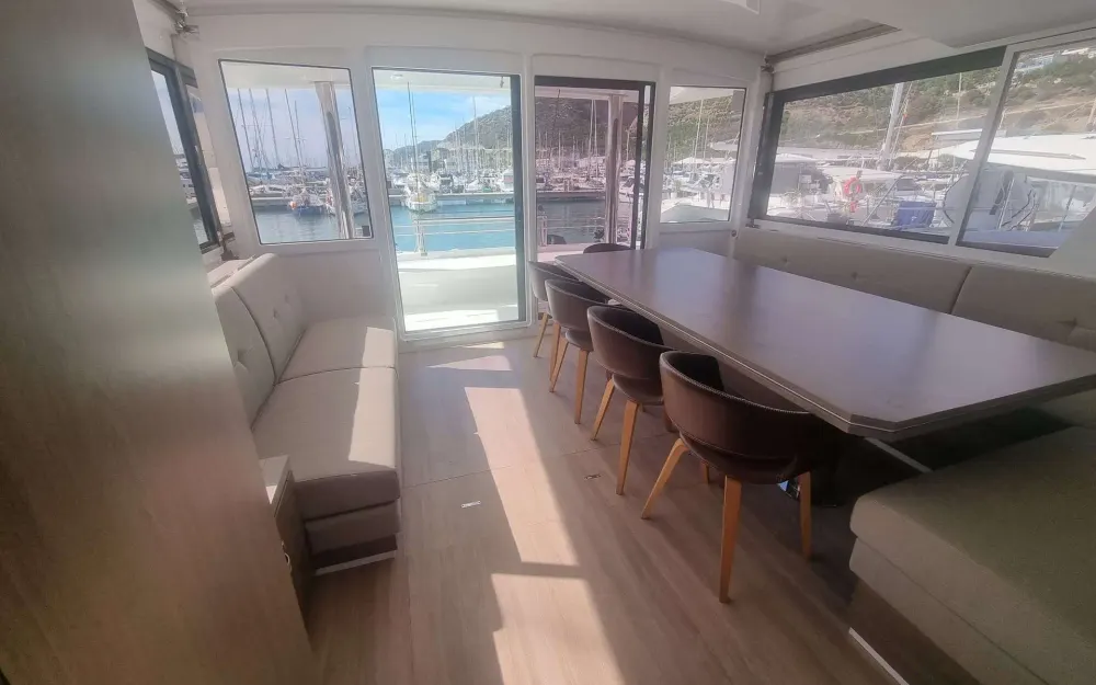 slider 17 Bali Catamarans Bali 5.4