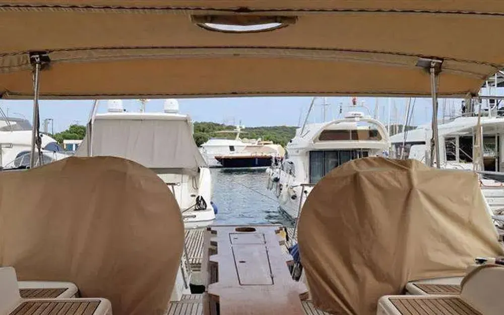 slider 14 Beneteau Oceanis 58