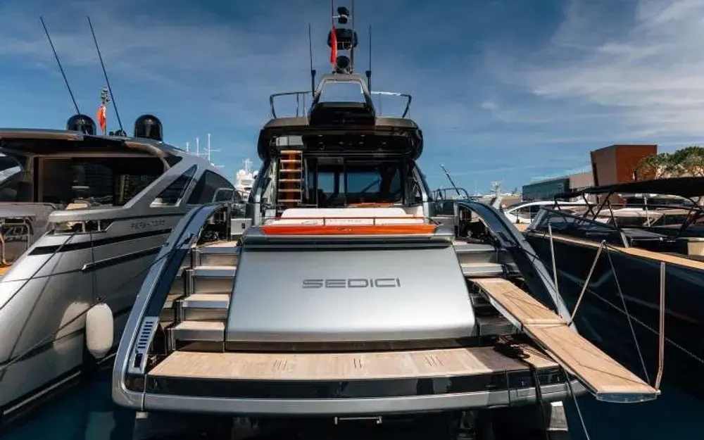 slider 17 Riva  66 Ribelle