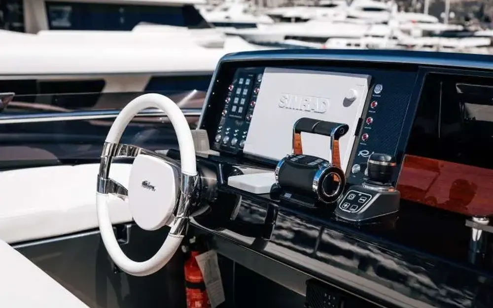 slider 24 Riva  66 Ribelle
