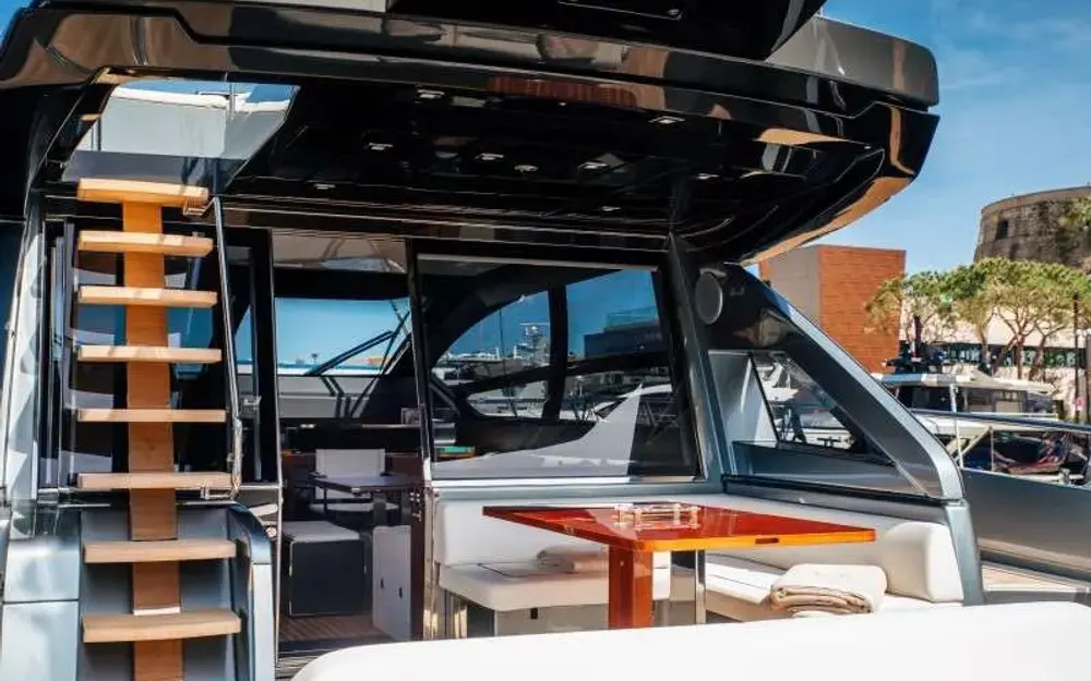 slider 28 Riva  66 Ribelle