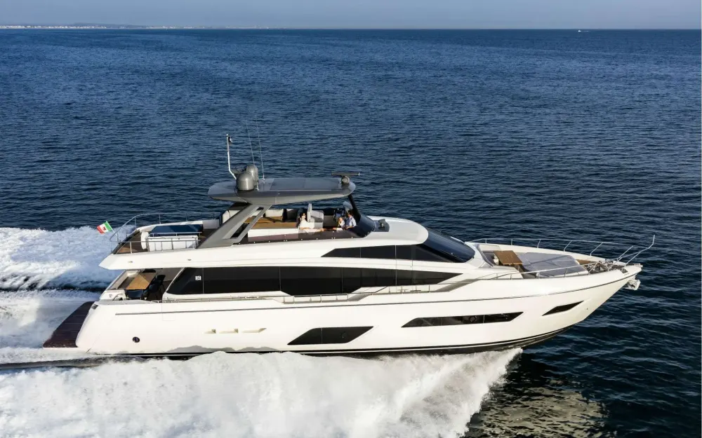 slider 14 Ferretti  780