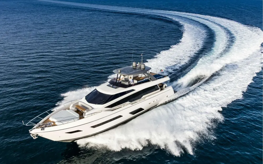 slider 15 Ferretti  780