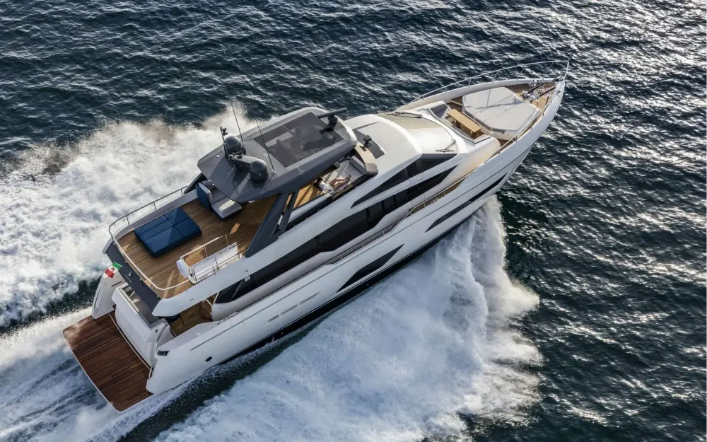 slider 3 Ferretti  780