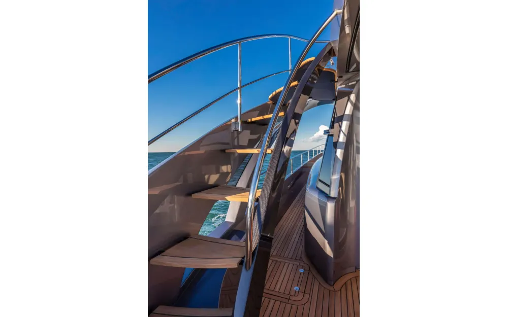 slider 12 Pershing  8X