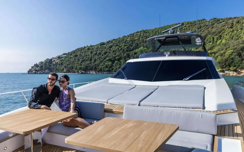 slider 3 Ferretti  920