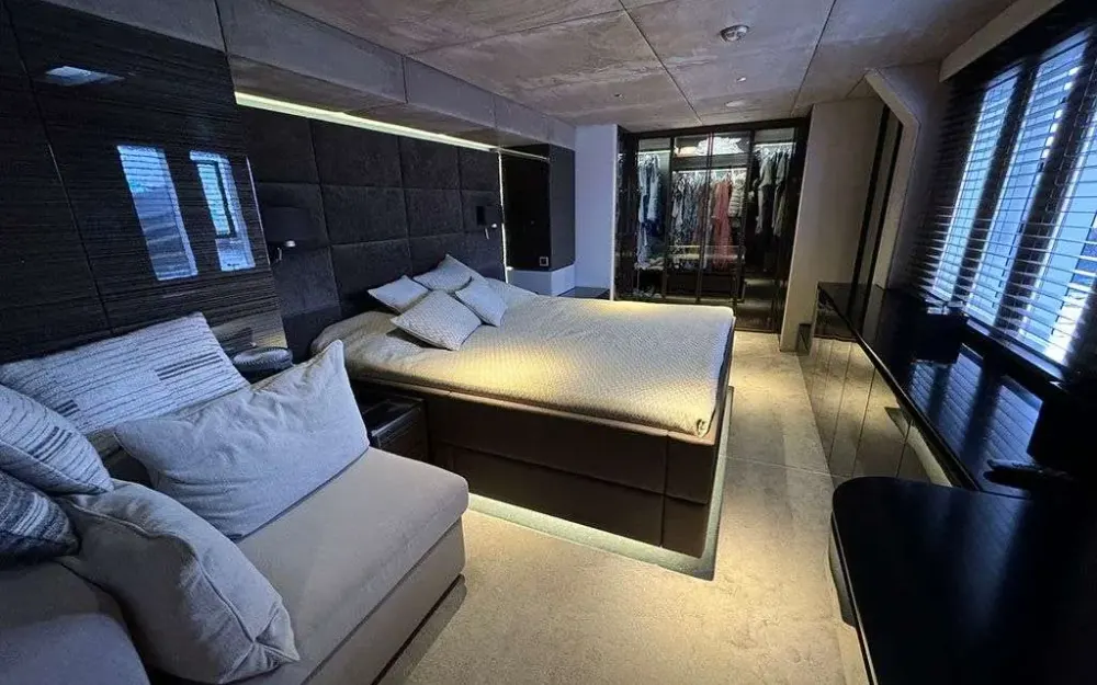 slider 15 Sunreef Yachts Sunreef 70