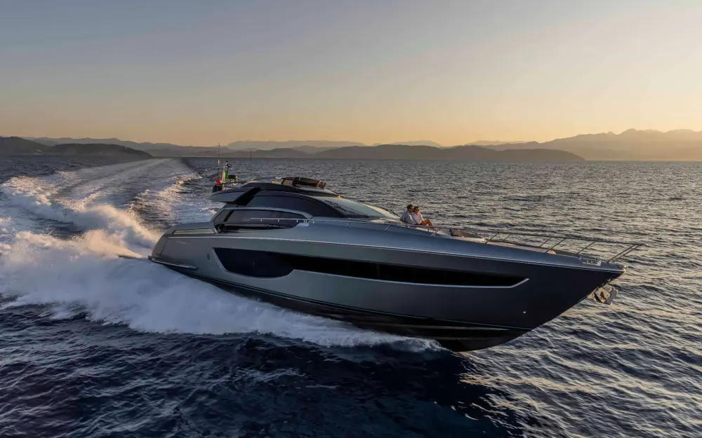 slider 4 Riva Perseo 76
