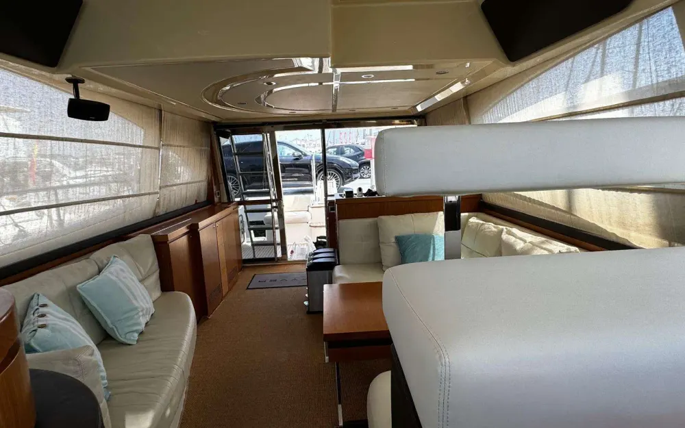 slider 19 Ferretti  470