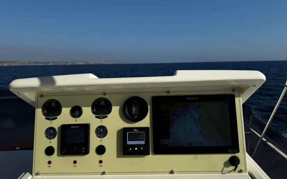 slider 21 Ferretti  470