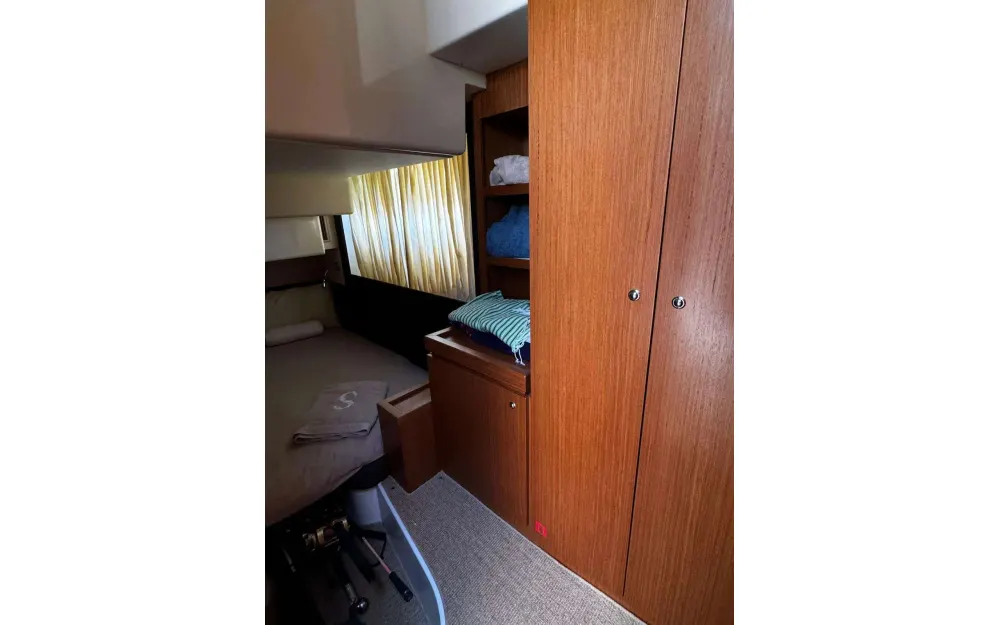 slider 32 Ferretti  470