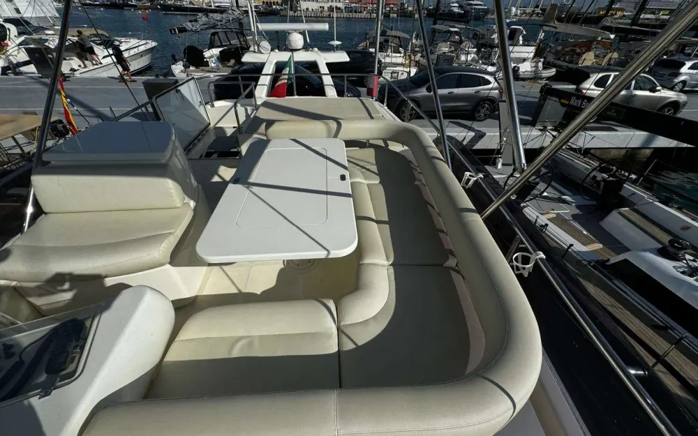 slider 40 Ferretti  470