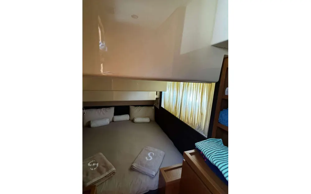 slider 45 Ferretti  470