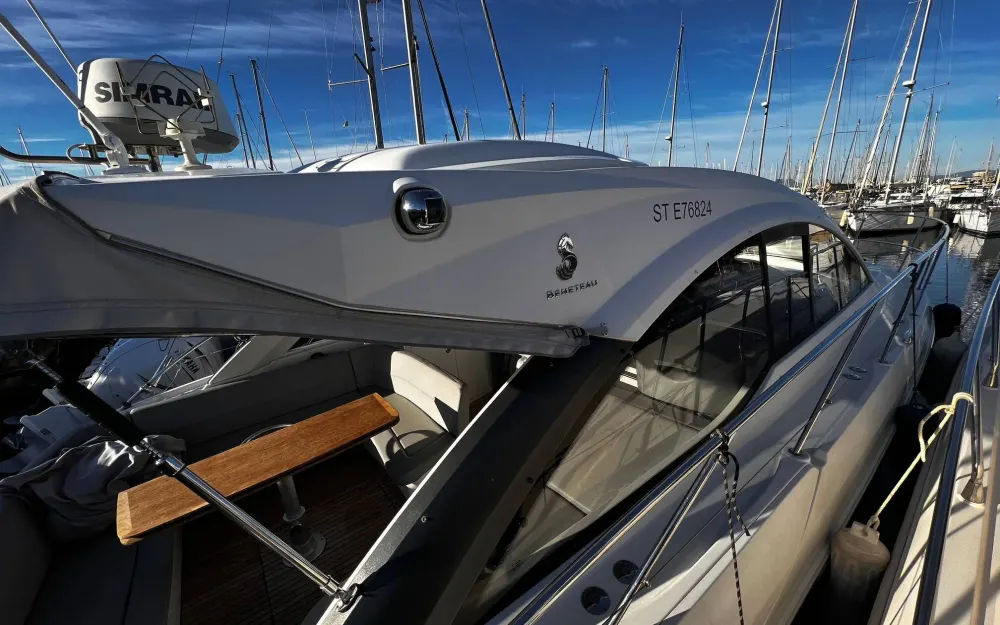 slider 11 Beneteau Gran Turismo 38