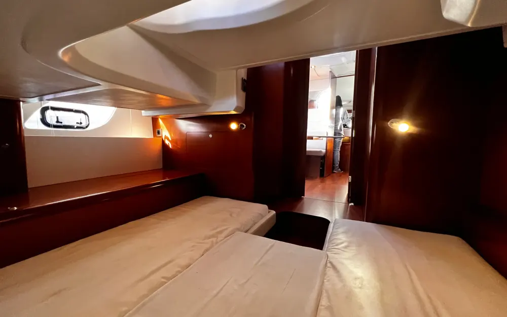 slider 27 Beneteau Gran Turismo 38