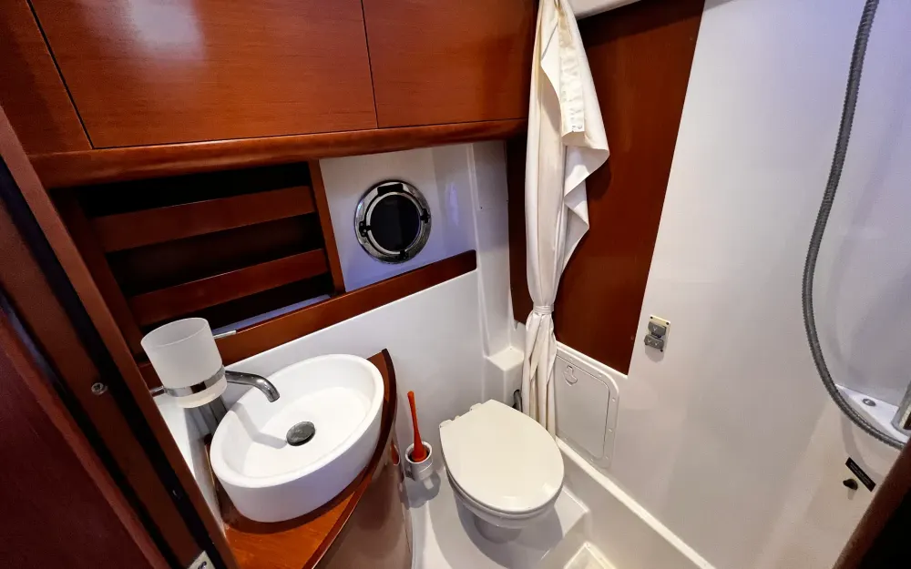 slider 29 Beneteau Gran Turismo 38