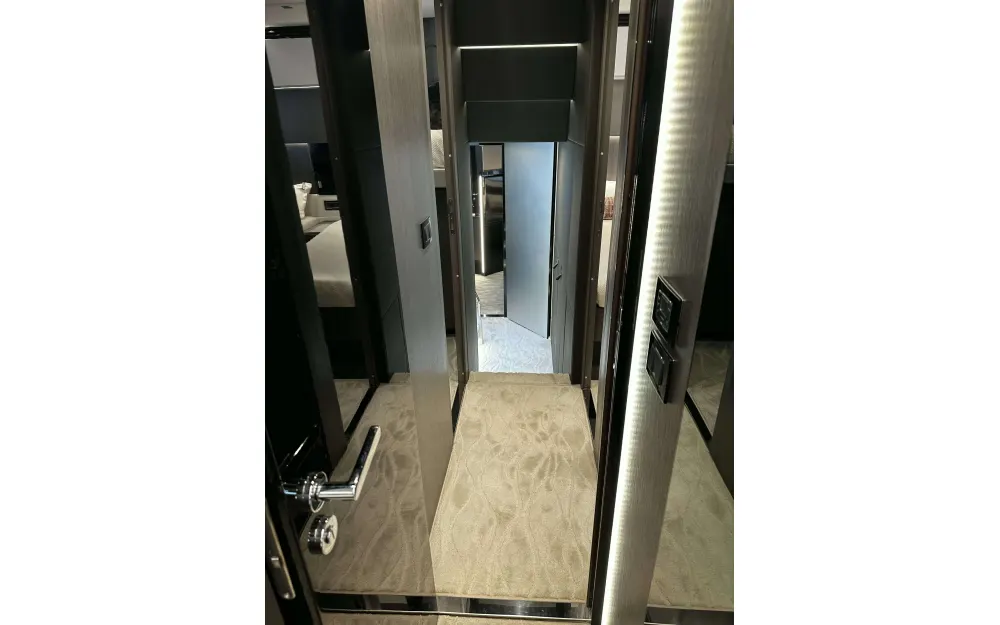 slider 12 Azimut  S7