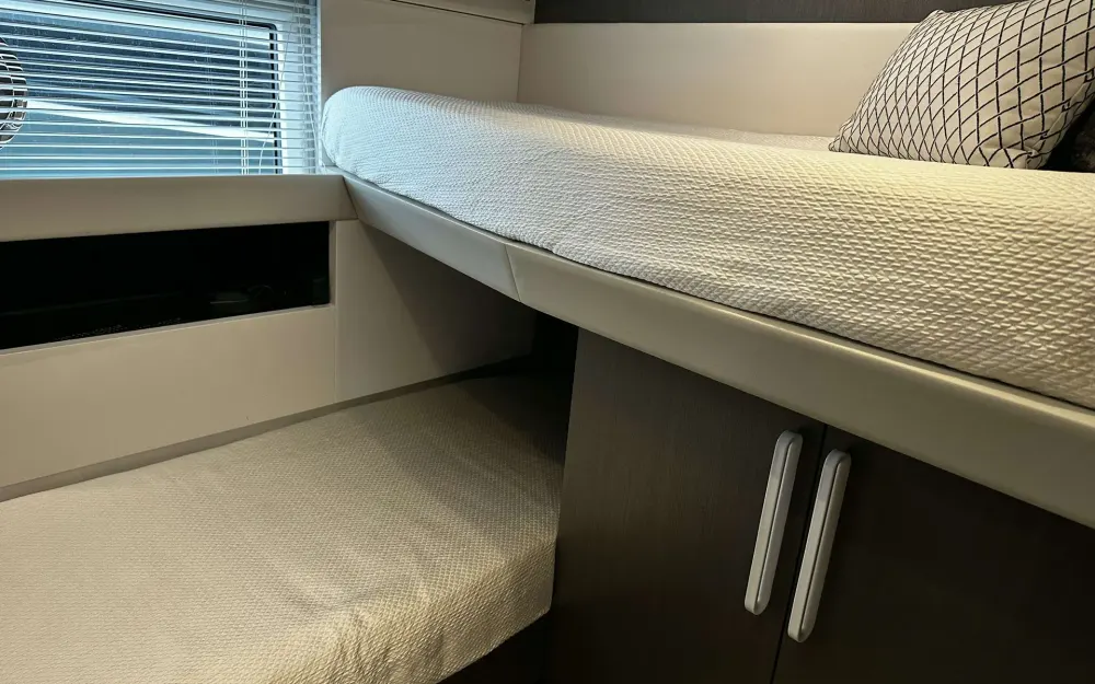 slider 35 Azimut  S7