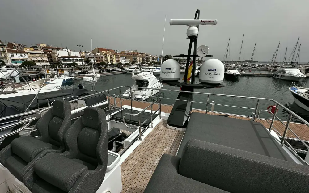 slider 41 Azimut  S7