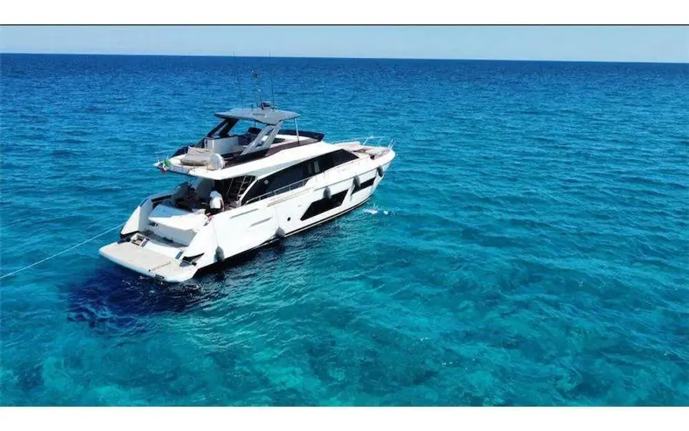 slider 0 Ferretti  670