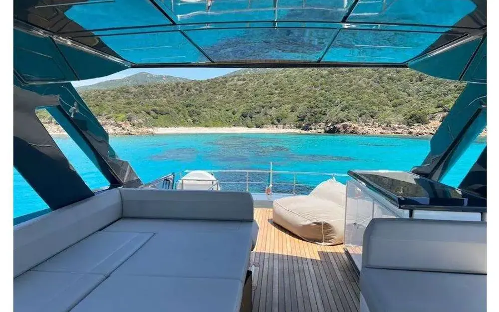 slider 1 Ferretti  670