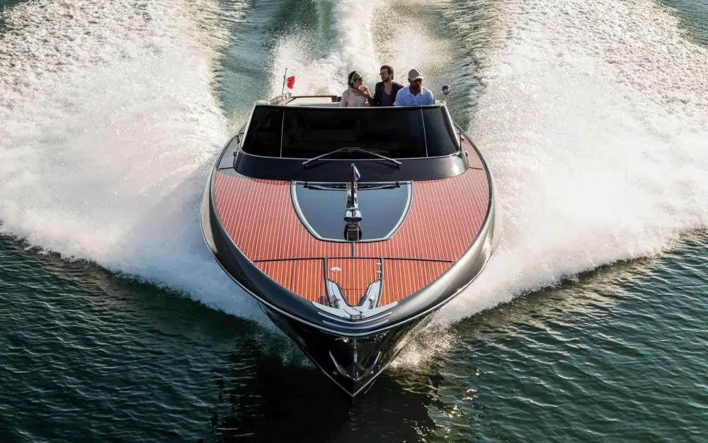 slider 18 Riva  38 Bravo