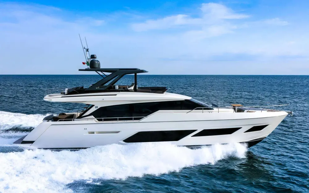 slider 11 Ferretti  720