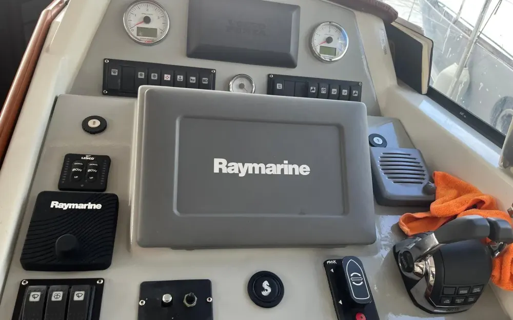 slider 17 Beneteau Swift Trawler 44