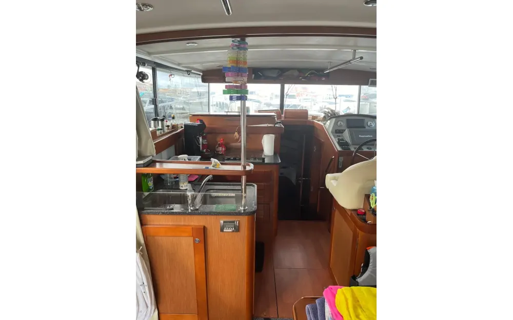 slider 18 Beneteau Swift Trawler 44