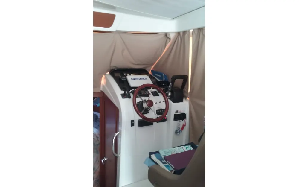 slider 13 Jeanneau Merry Fisher 855