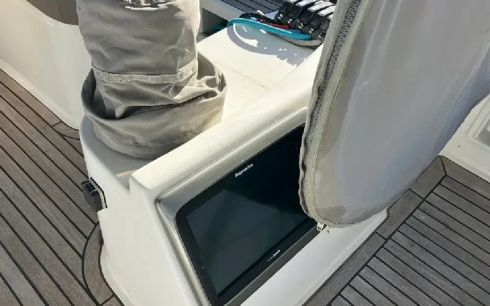 slider 14 Wauquiez Pilot Saloon 55