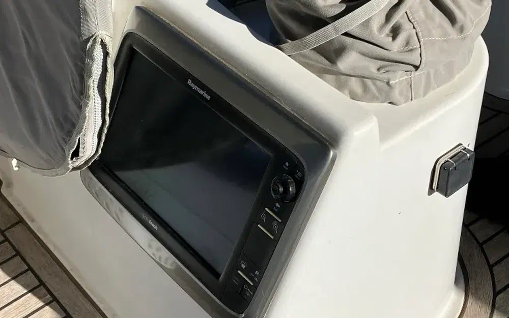 slider 10 Wauquiez Pilot Saloon 55