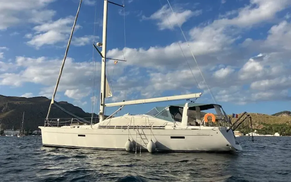 slider 1 Wauquiez Pilot Saloon 55