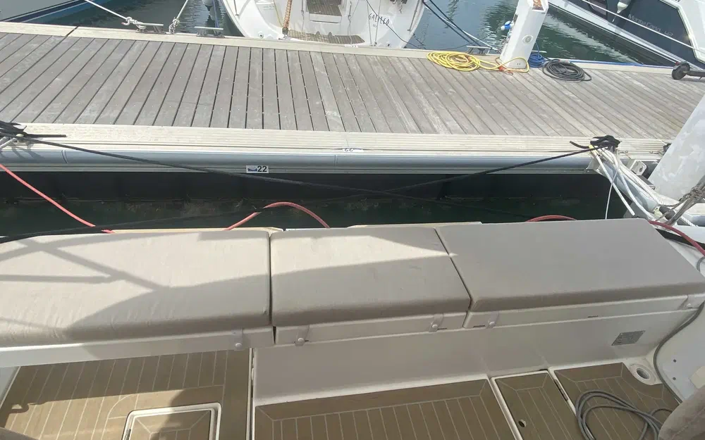 slider 19 Dufour 430